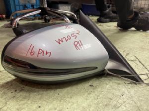 Mercedes-Benz C Class W205 2014-2018 RF Door Elec Mirror