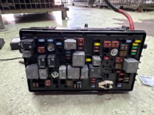 Chevrolet Cruze J300 2014-2016 Battery Fuse Box