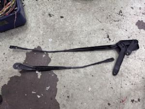 Mercedes-Benz Vito W447 2014-2017 Front Wiper Arm