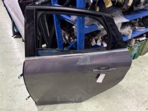 Ford Focus C346 2015-2018 LR Door Complete