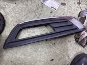 Ford Focus C346 2015-2018 LF Fog Light Cover