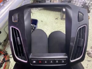 Ford Focus C346 2015-2018 Dash Vent Surround Centre