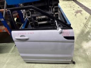 Land Rover Range Rover Evoque L538 2012-2018 RF Door Regulator Motor