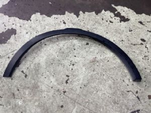 Land Rover Range Rover Evoque L538 2012-2018 LF Wheel Arch Moulding