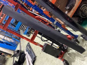 Mini Clubman 1972 R Side Skirt