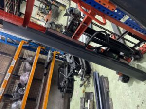 Mini Clubman 1972 L Side Skirt