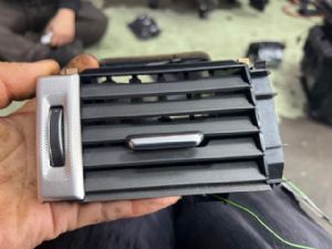 Land Rover Range Rover Evoque L538 2012-2018 Dash Vent Surround LH