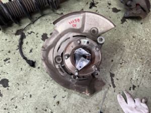 Land Rover Range Rover Evoque L538 2012-2018 RF Knuckle