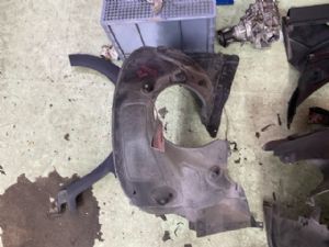 Mini Clubman 1972 LF Guard/Fender to Cowl Side Seal