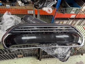 Mini Clubman 1972 Grille