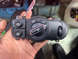 Mini Clubman 1972 Headlight Switch