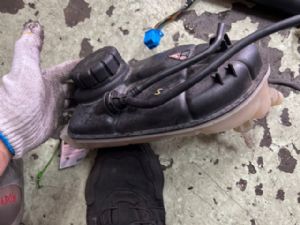 Mercedes-Benz GLA180 X156 2014-2016 Radiator Spare Tank