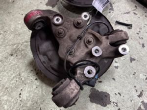 Mercedes-Benz GLA180 X156 2014-2016 LR Knuckle