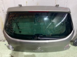 Peugeot 3008 II 2016-2018 Tailgate Release Switch