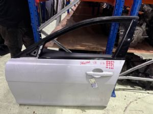 Jaguar XE Series X760 2015-2017 LF Door Actuator