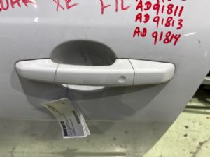Jaguar XE Series X760 2015-2017 LF Door Exterior Handle