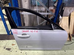 Jaguar XE Series X760 2015-2017 RF Door Complete