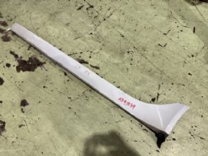 Jaguar XE Series X760 2015-2017 L Side Skirt