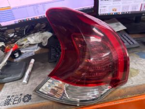 Peugeot 3008 II 2016-2018 L Tail Light