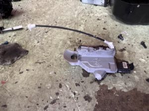 Peugeot 3008 II 2016-2018 LF Door Actuator