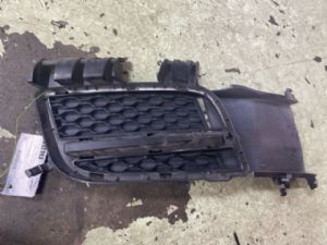 Jaguar XE Series X760 2015-2017 Front Bumper Right Grille End