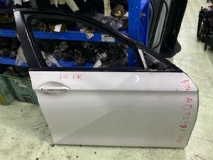 BMW 5 Series F10 520i 2010-2016 RF Door Exterior Handle