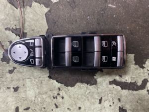 Mercedes-Benz S Class W221 2006-2011 RF Window Switch
