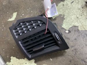 Mercedes-Benz S Class W221 2006-2011 Dash Vent Surround LH