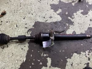 BMW 216D F46 RF Driveshaft