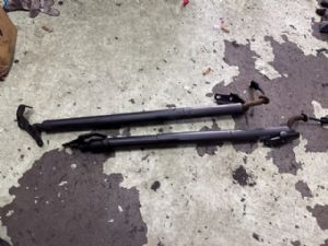 BMW 216D F46 Tailgate Struts Set (Self Opening)