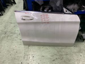 Mercedes-Benz CLA W117 2015 - 2019 RF Door Regulator Motor