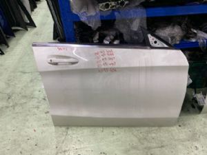 Mercedes-Benz CLA W117 2015 - 2019 RF Window Switch