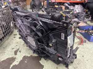 Jaguar XE Series X760 2015-2017 Radiator Electric Fan Assembly
