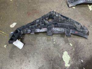 Jaguar XE Series X760 2015-2017 Rear Bumper Retainer RR