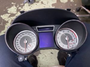 Mercedes-Benz CLA W117 2015 - 2019 Speedo