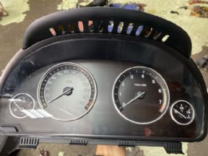 BMW 520i F10 2009-2012 Speedo