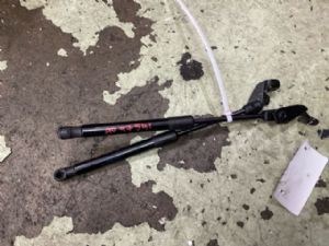 BMW 520i F10 2009-2012 Bonnet Gas Strut