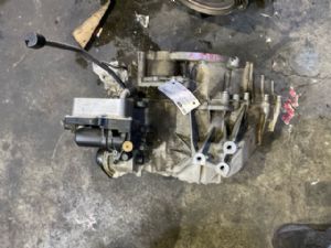 Mercedes-Benz CLA W117 2015 - 2019 Automatic Transmission