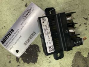 Mercedes-Benz CLA W117 2015 - 2019 Battery Converter Module