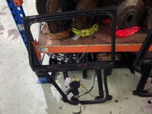 Porsche Cayenne 955 2003-2007 LR Door Regulator Motor