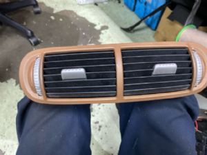 Porsche Cayenne 955 2003-2007 Dash Vent Surround Centre