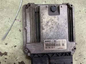 Porsche Cayenne 955 2003-2007 ECU Computer
