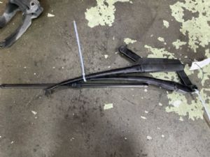 Porsche Cayenne 955 2003-2007 Front Wiper Arm