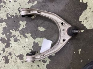 Porsche Cayenne 955 2003-2007 RF Upper Control Arm