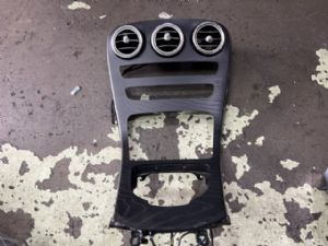 Mercedes-Benz GLC 250d C253 2015-2019 Dash Vent Surround Centre