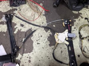 BMW 6 Series F13 640i F13 LF Door Regulator Motor