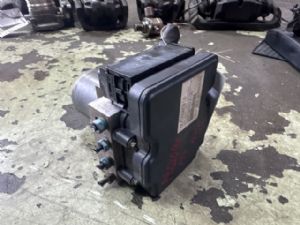 BMW 6 Series F13 640i F13 ABS Pump