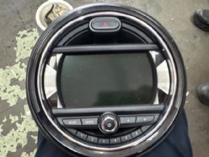 Mini Countryman F60 2017-2019 Dash Display Unit