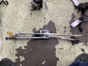 Mini Countryman F60 2017-2019 Front Wiper Motor