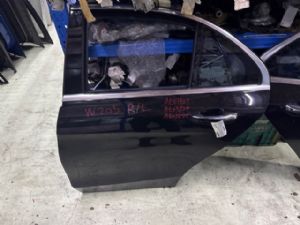 Mercedes-Benz C Class W205 2014-2018 LR Door Actuator